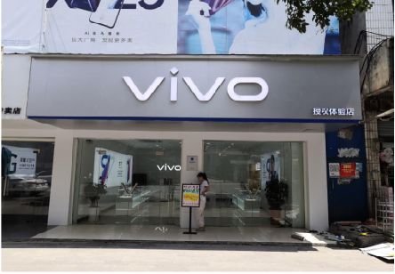 龙胜}做一个门店面广告招牌需要多少钱？
